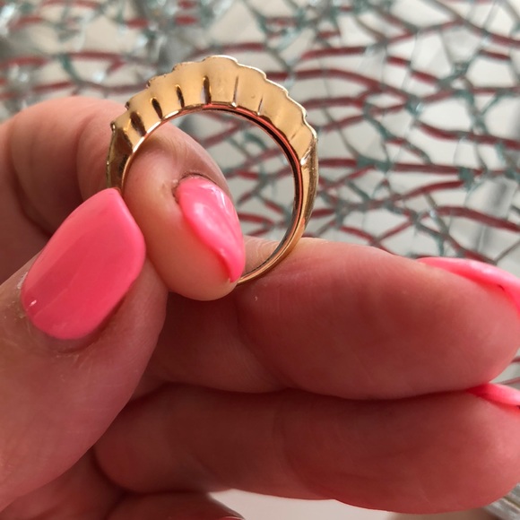 Ring - Picture 4 of 7